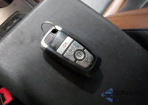 2023 Ford Bronco Outer Banks z USA, uszkodzony, nr VIN 1FMDE5BH7PLB81539